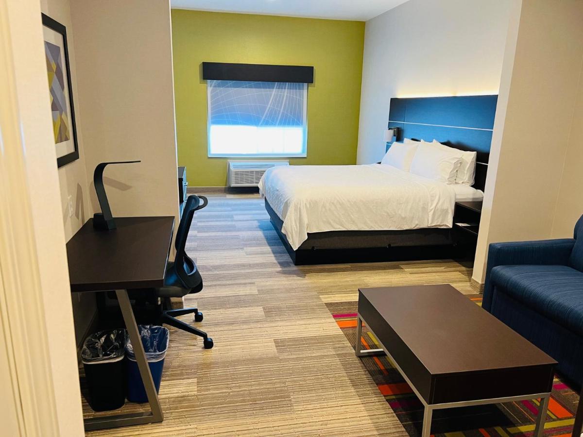 Holiday Inn Express & Suites Salinas By Ihg Exterior foto